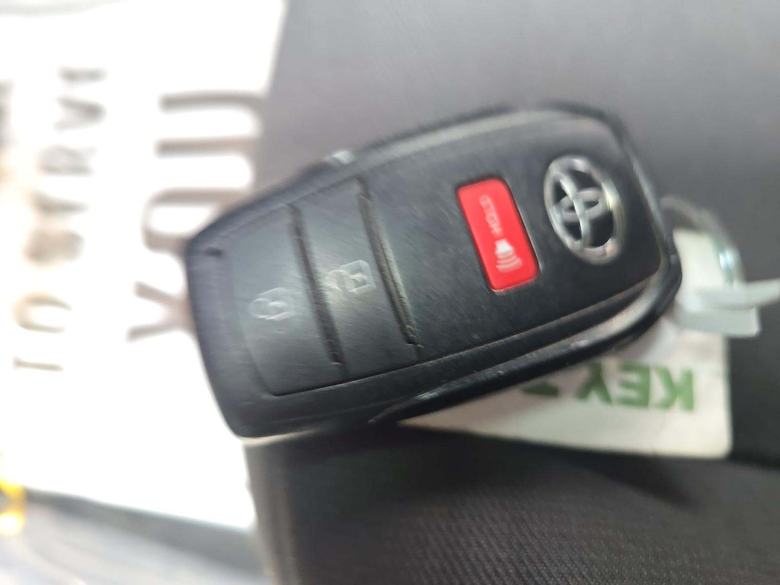 2024 Toyota Tacoma SR AWD