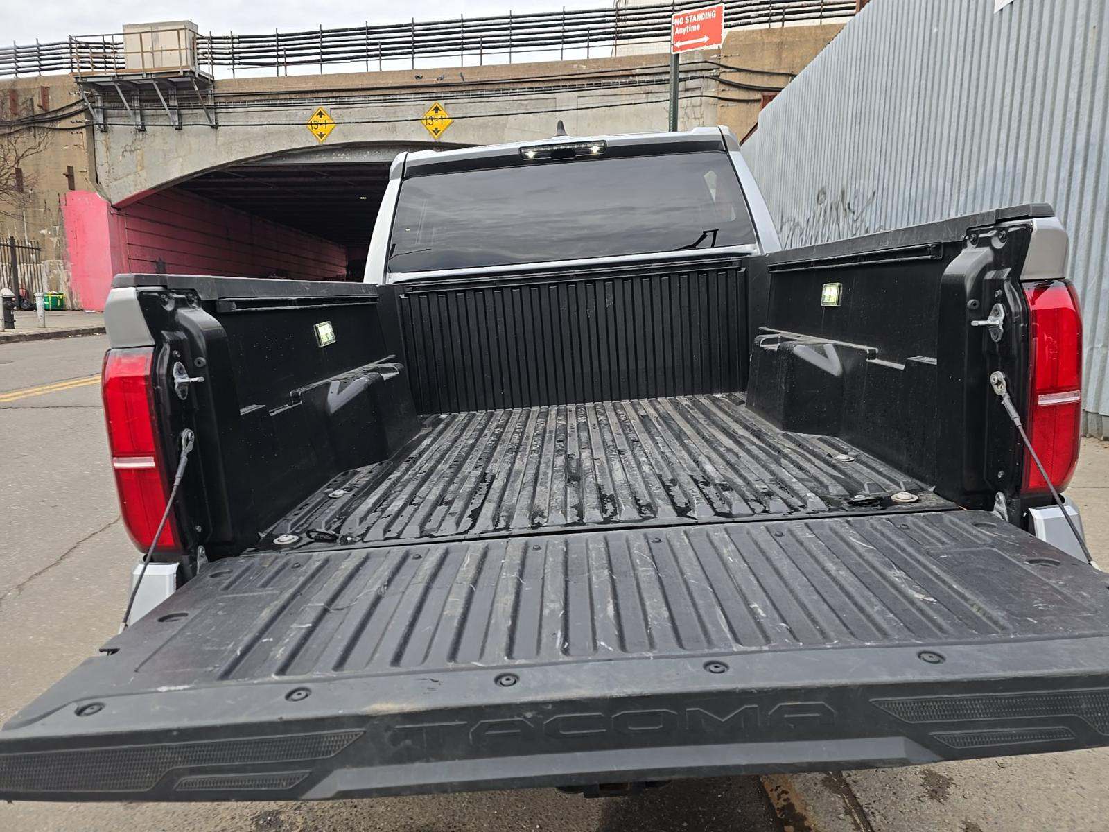 2024 Toyota Tacoma SR AWD