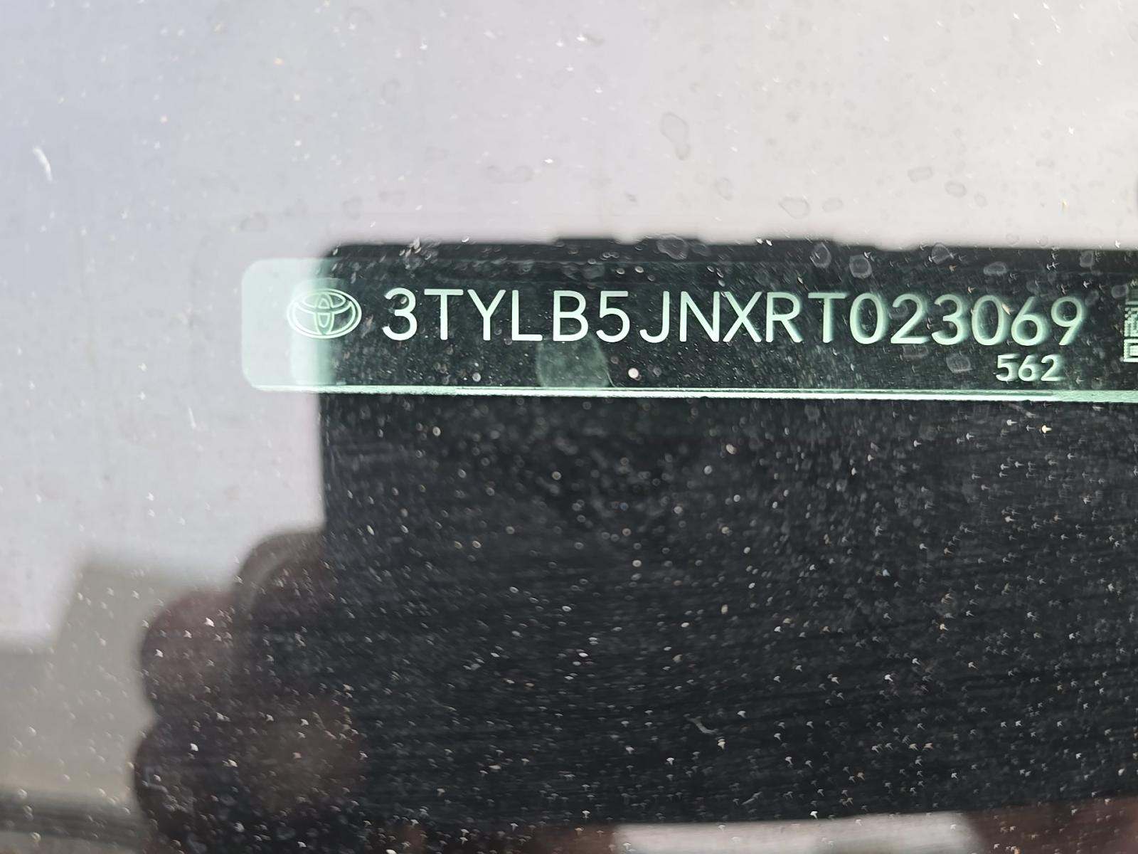 2024 Toyota Tacoma SR AWD