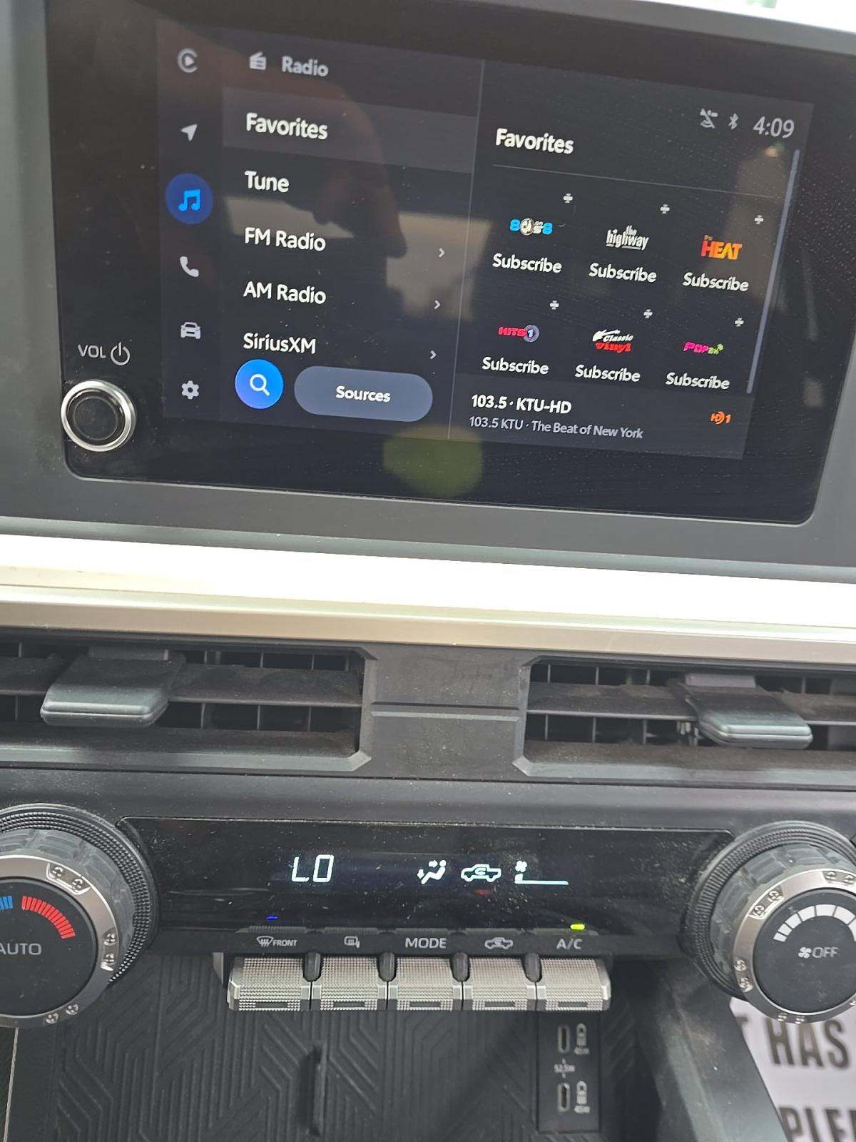 2024 Toyota Tacoma SR AWD