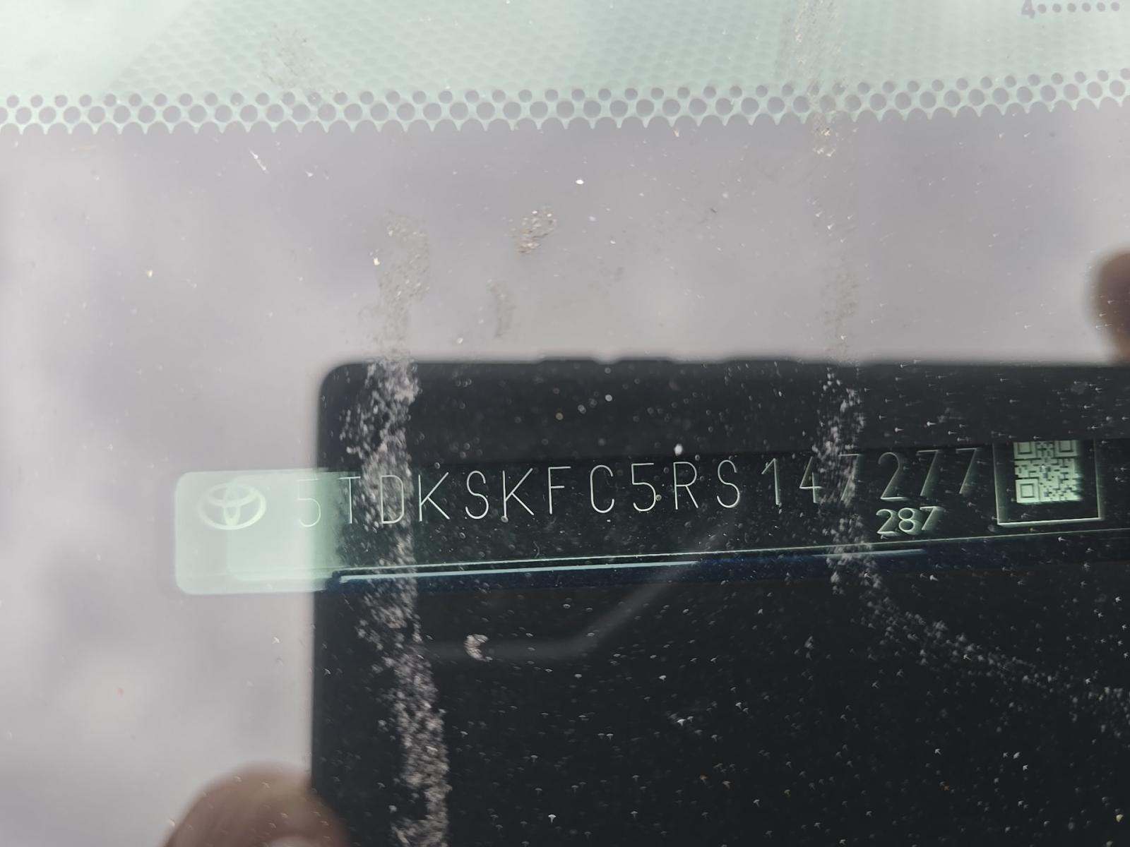 2024 Toyota Sienna LE AWD