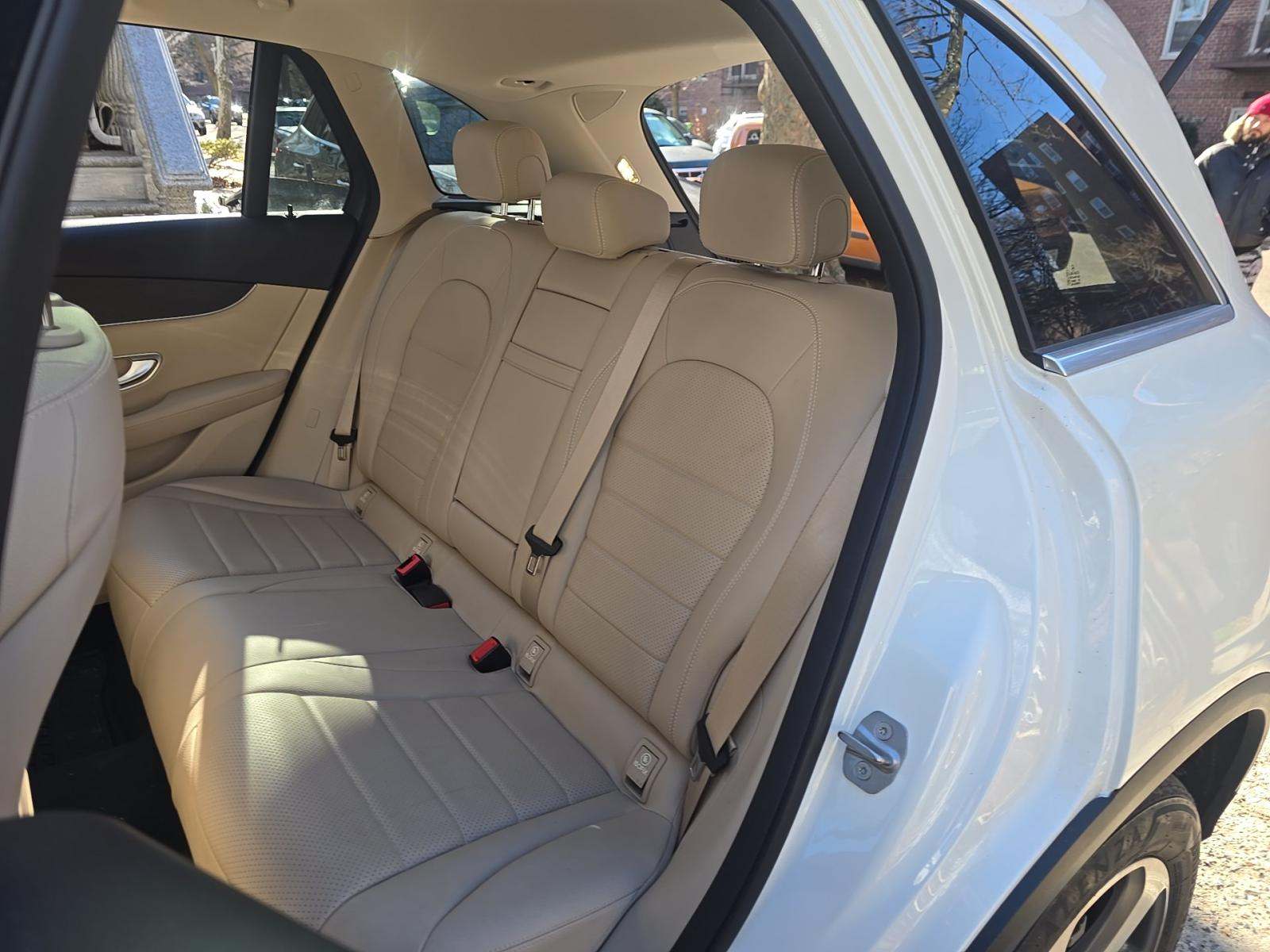 2021 Mercedes-Benz GLC GLC 300 AWD