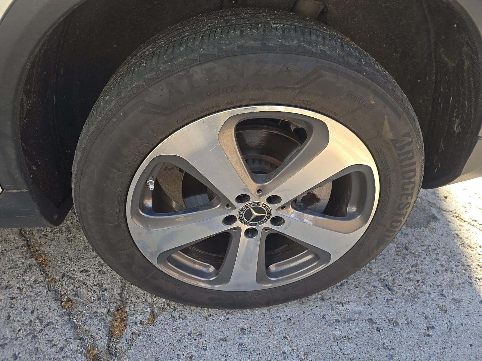 2021 Mercedes-Benz GLC GLC 300 AWD