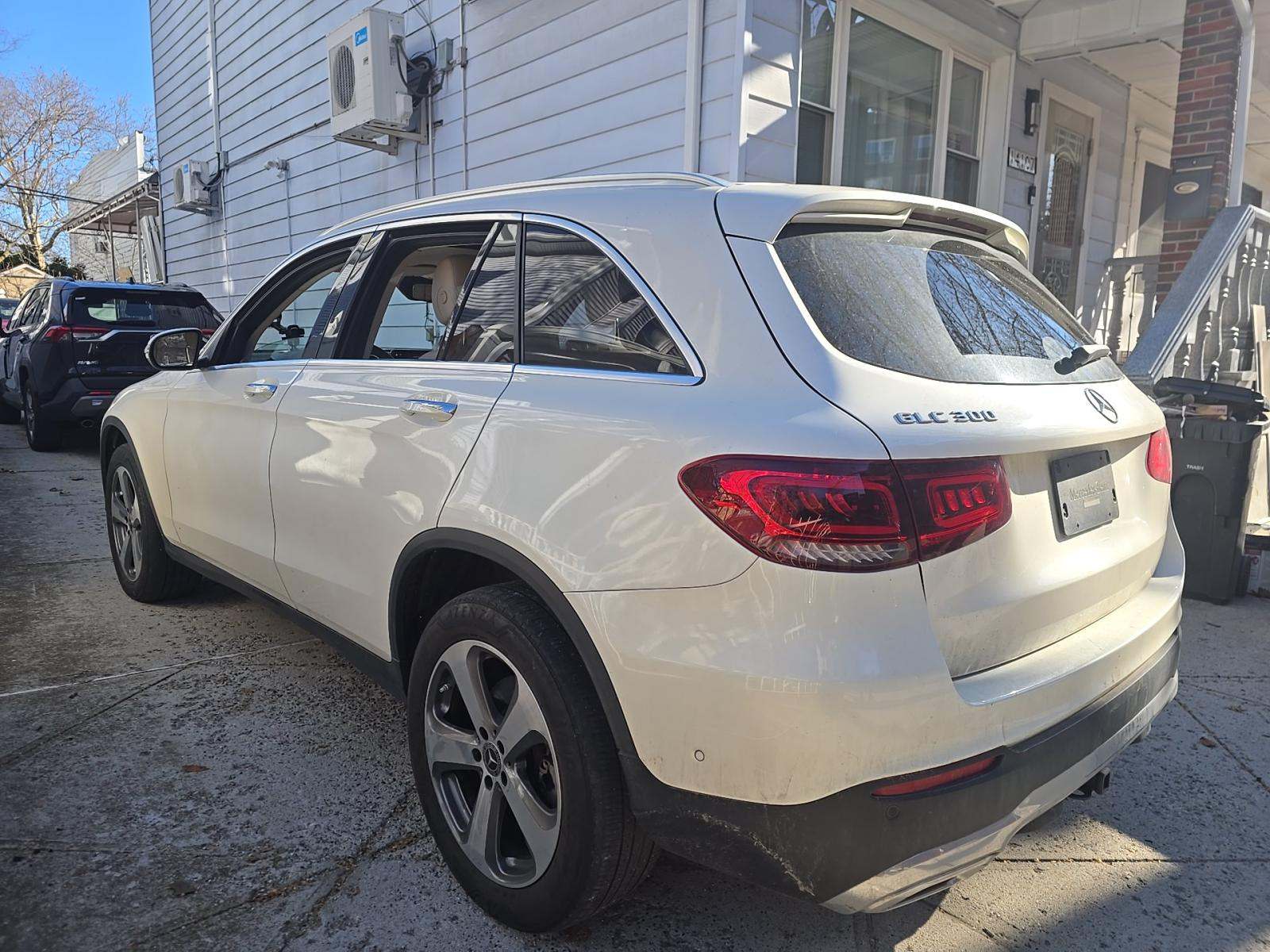 2021 Mercedes-Benz GLC GLC 300 AWD