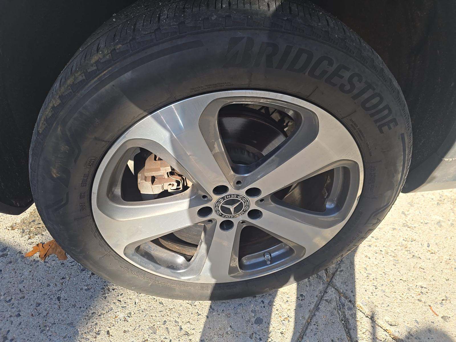 2021 Mercedes-Benz GLC GLC 300 AWD