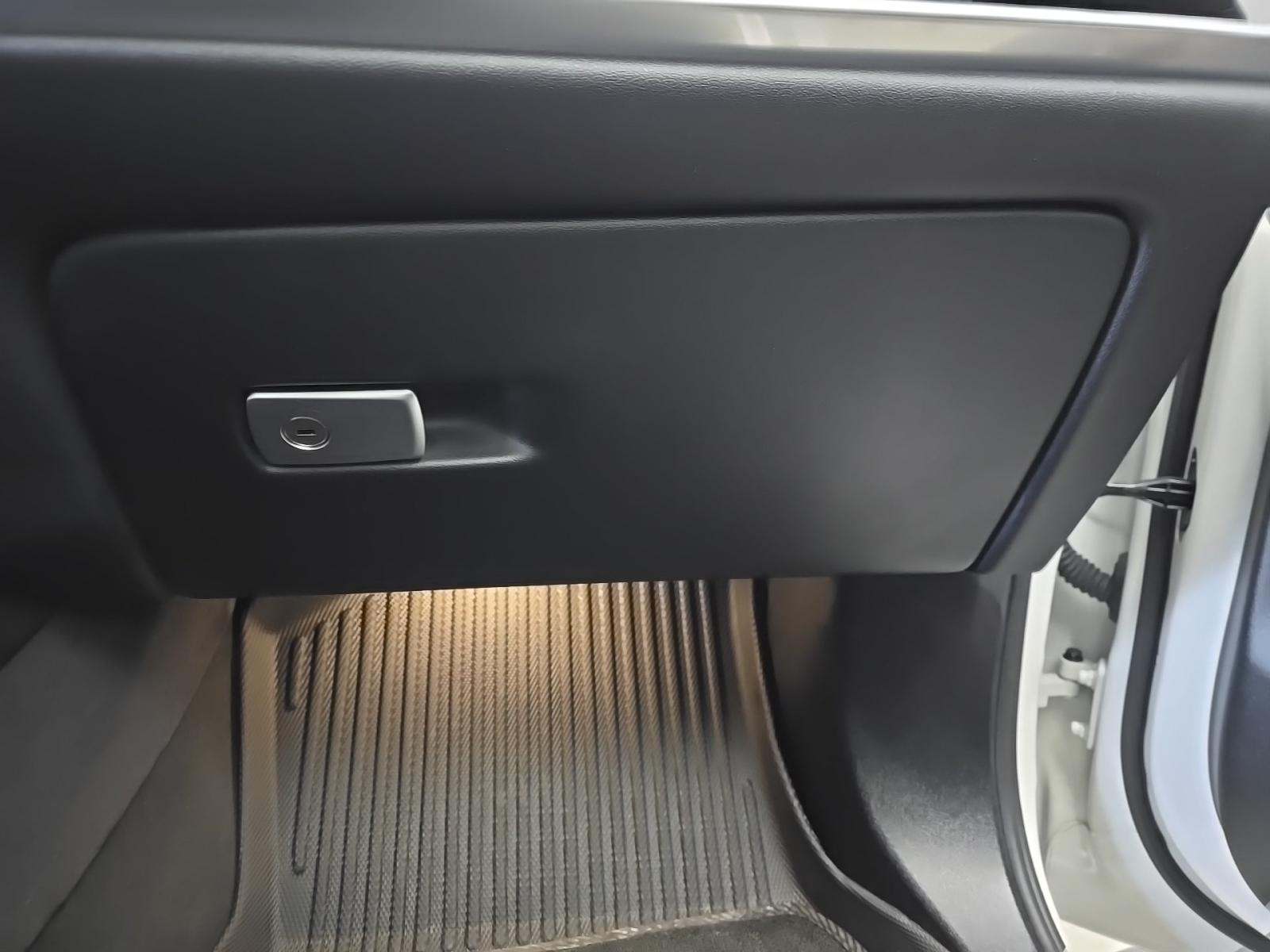 2025 BMW X7 xDrive40i AWD