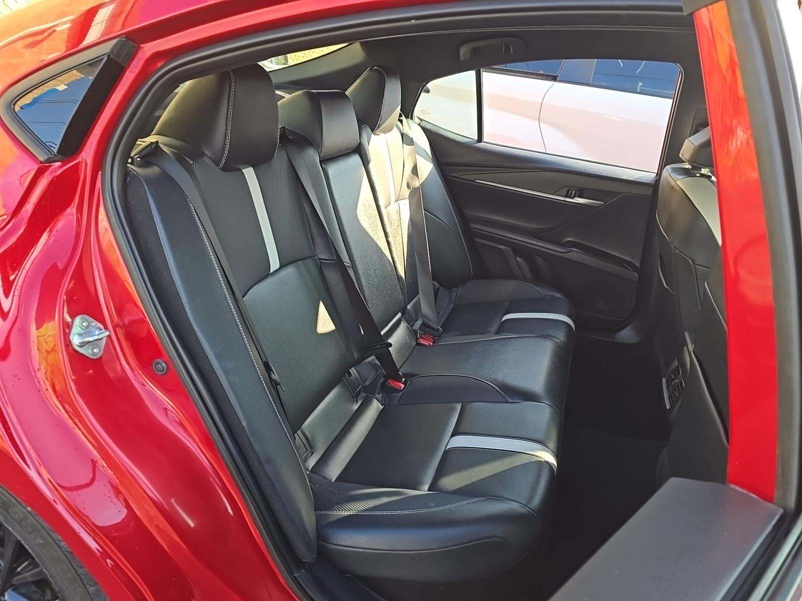 2025 Toyota Camry SE FWD