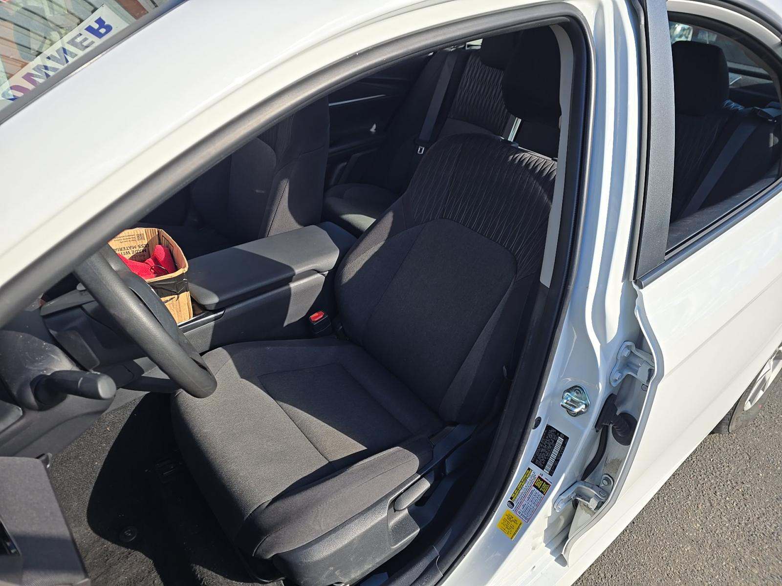 2025 Toyota Camry LE FWD