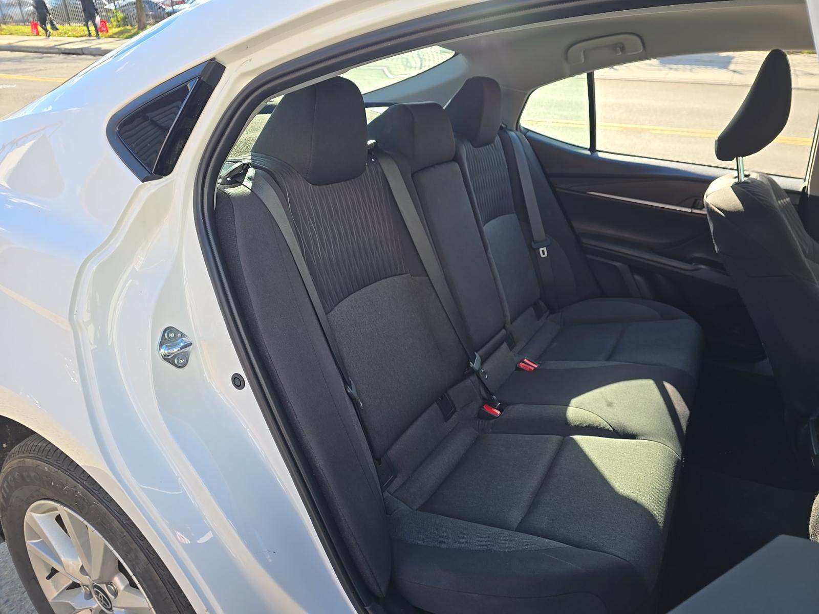 2025 Toyota Camry LE FWD