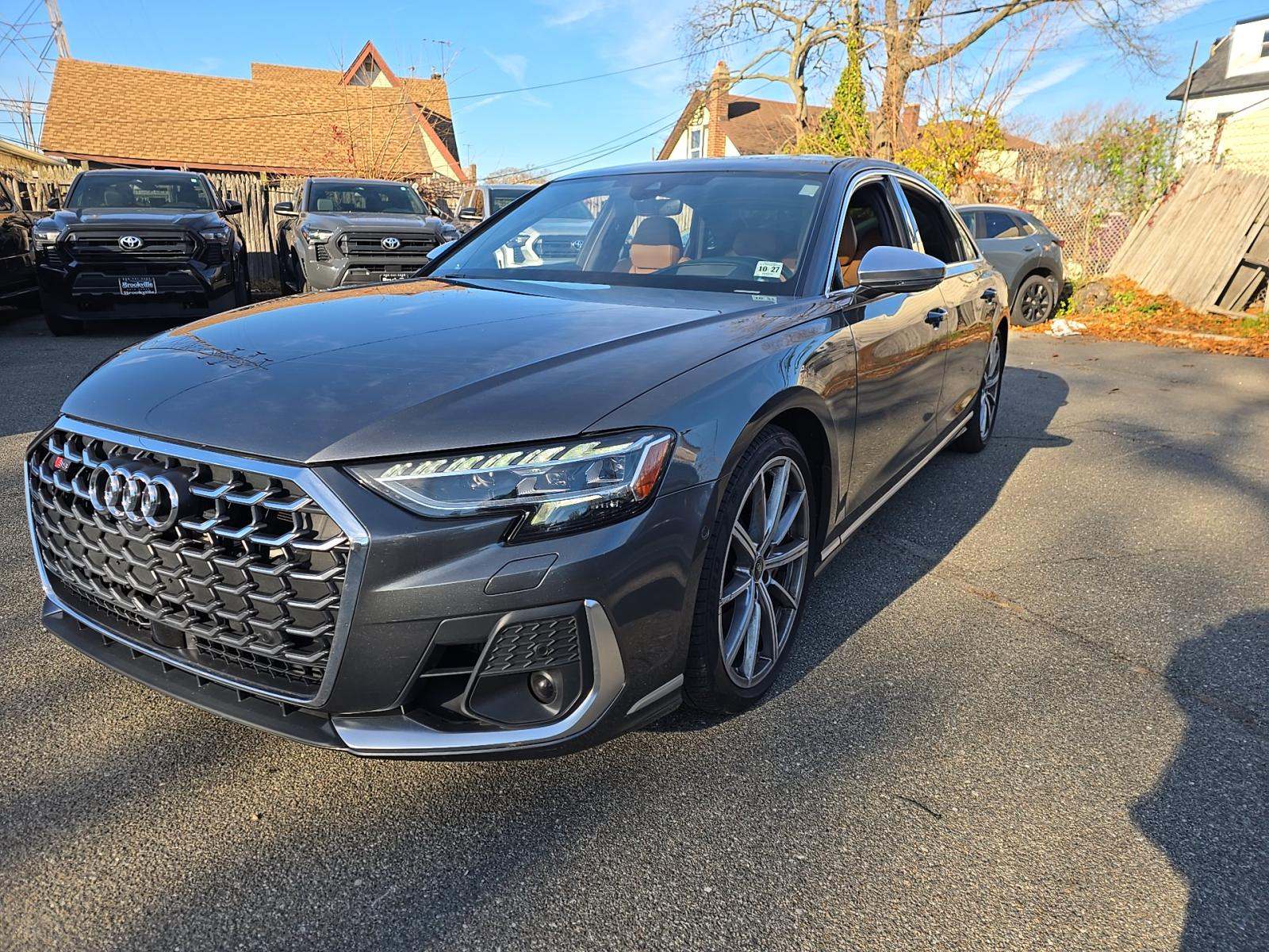 2022 Audi S8 Base AWD