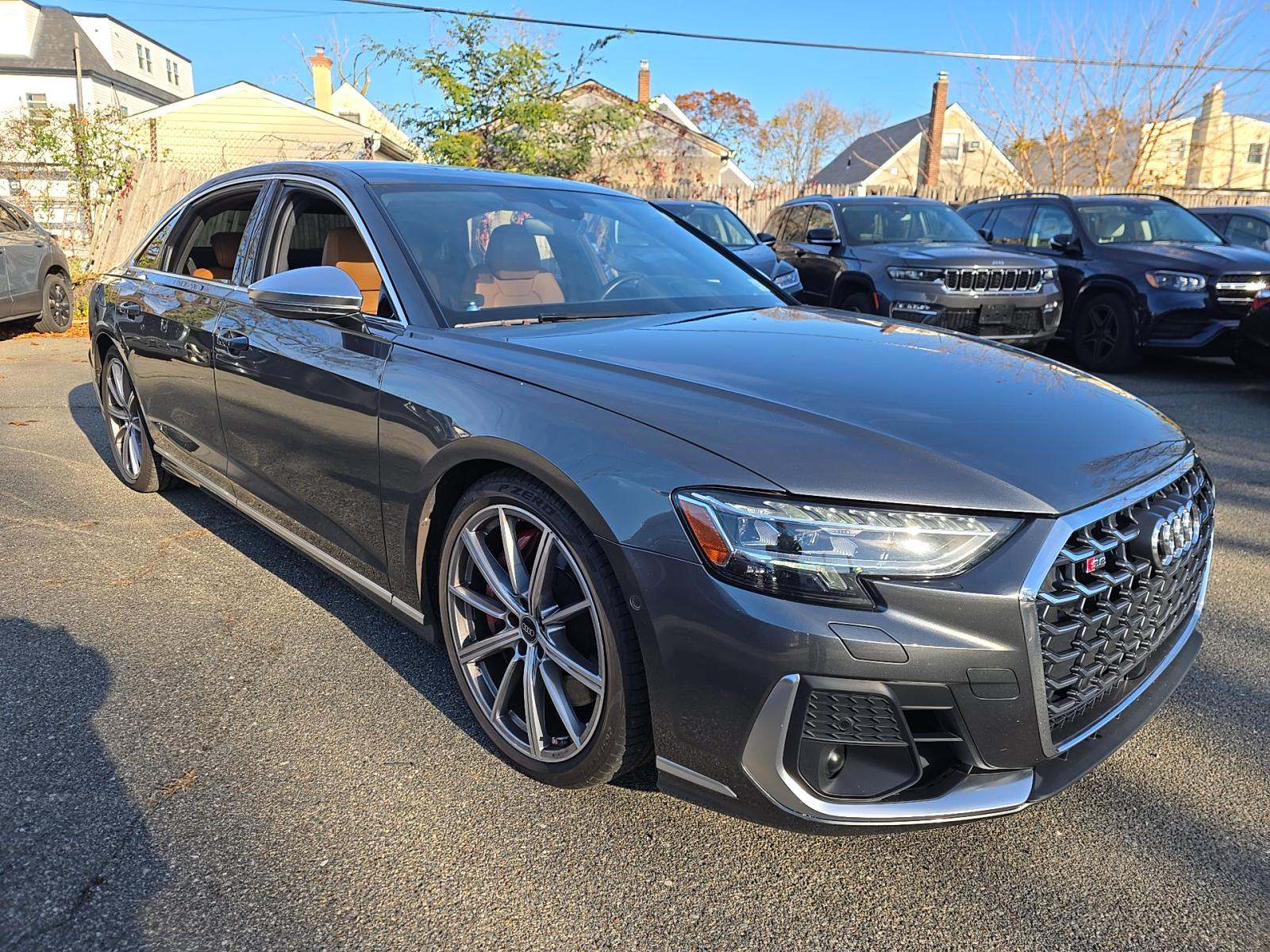 2022 Audi S8 Base AWD