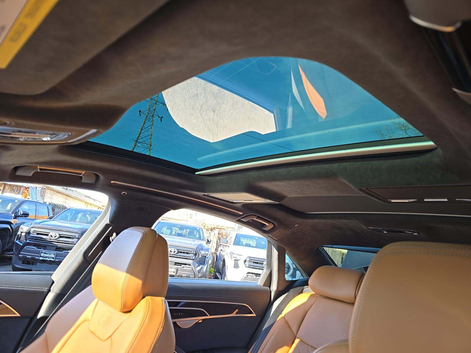 2022 Audi S8 Base AWD