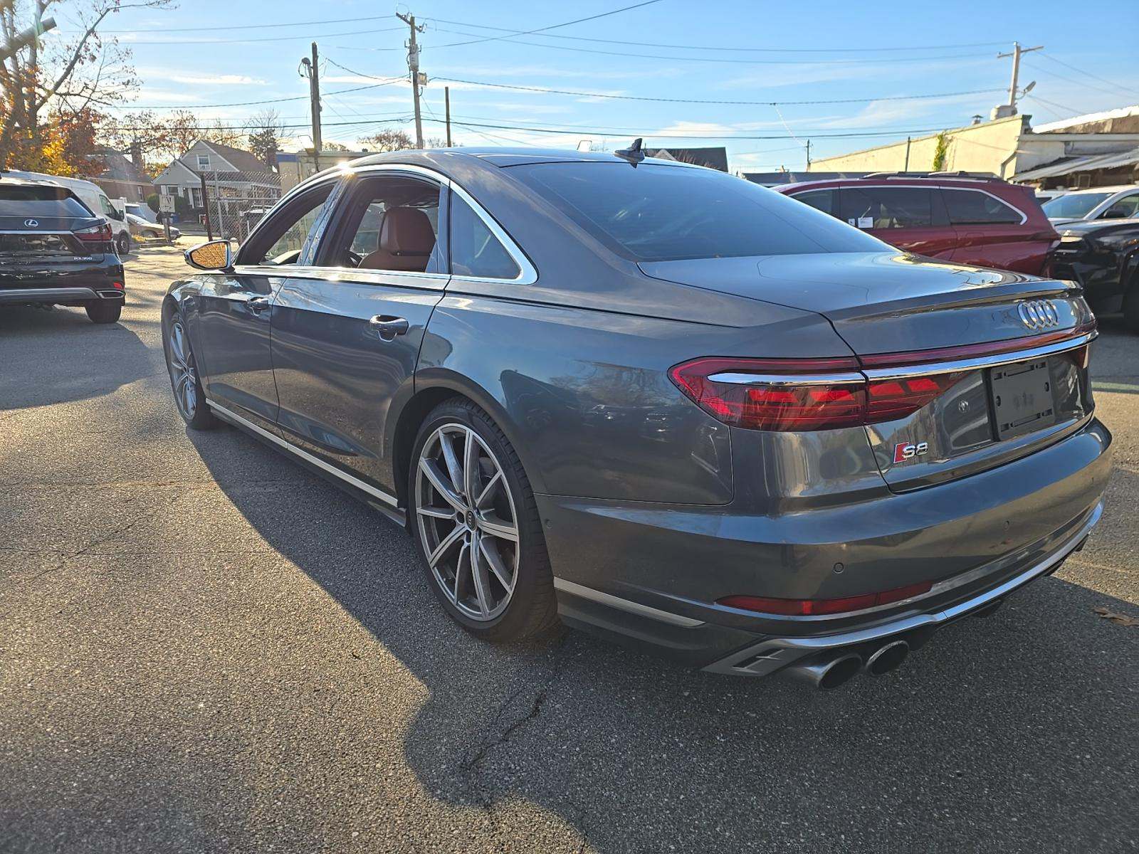 2022 Audi S8 Base AWD