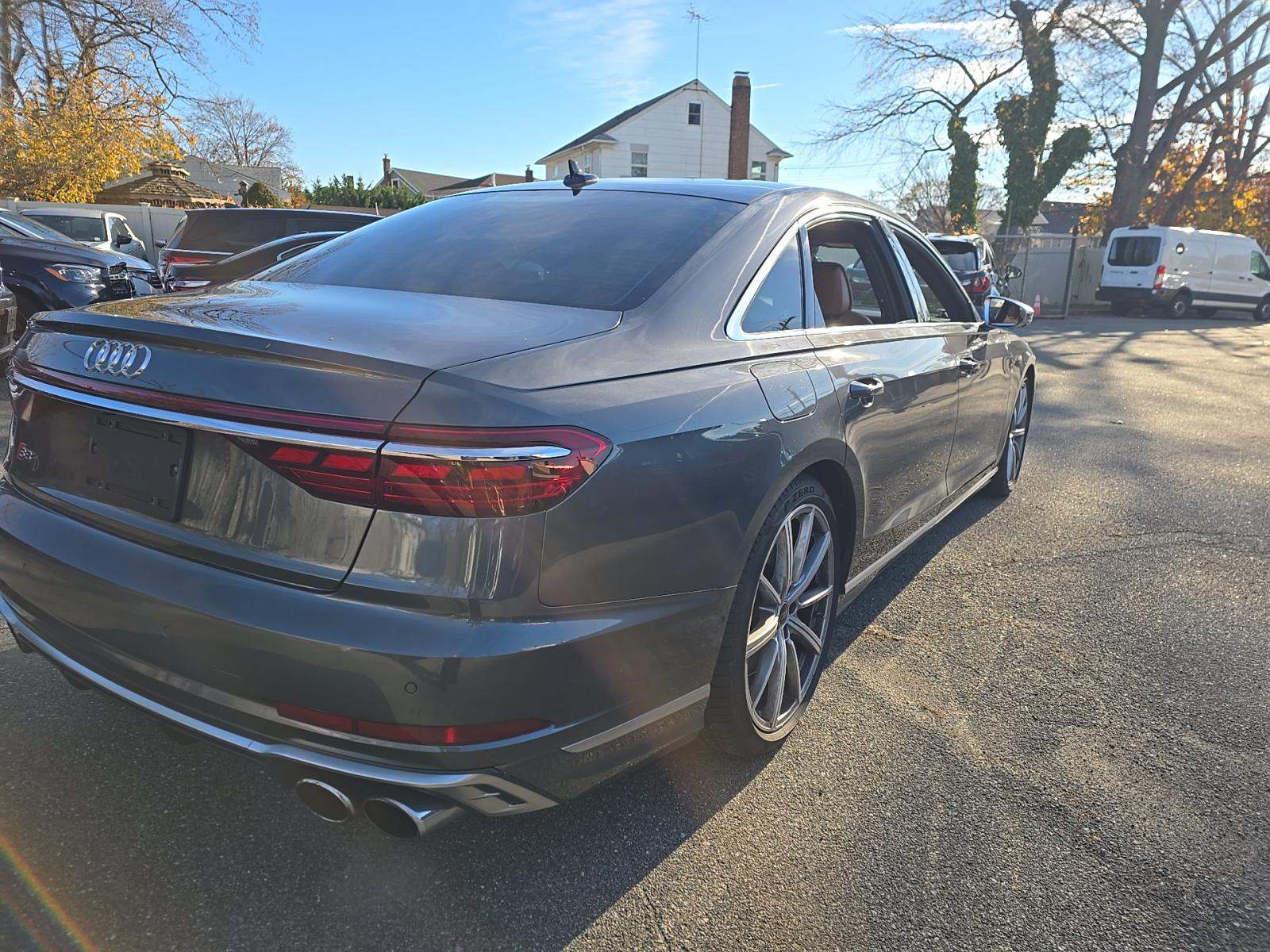 2022 Audi S8 Base AWD