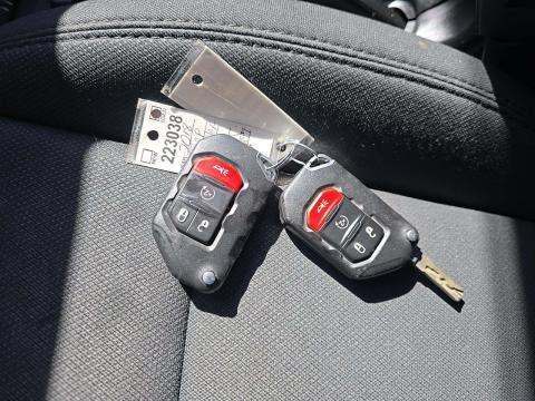 JEEP UNLIMITED SAHARA - 8