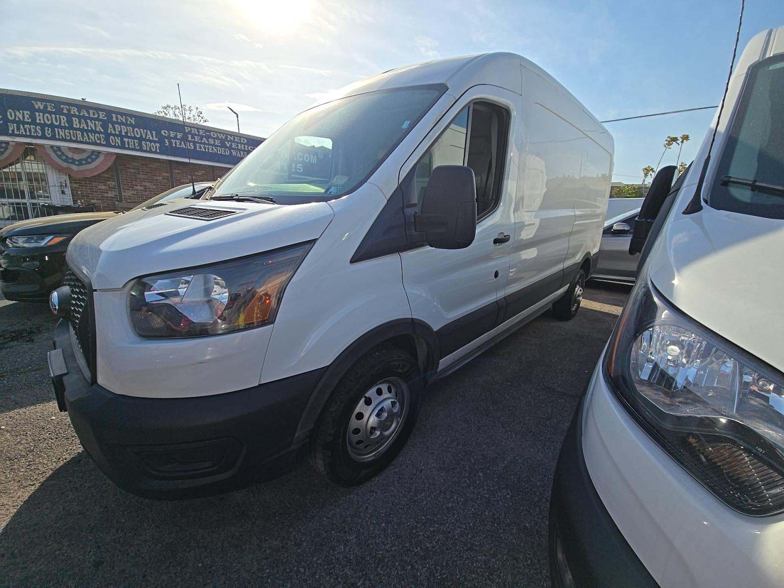 FORD TRANSIT 250 - 1