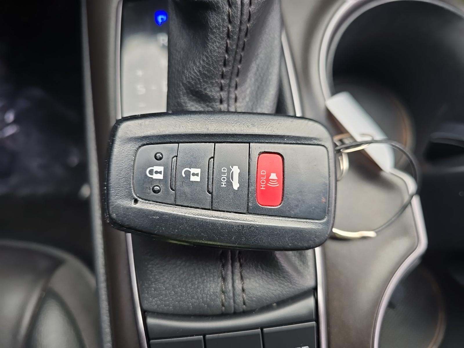 2023 Toyota Camry XSE FWD