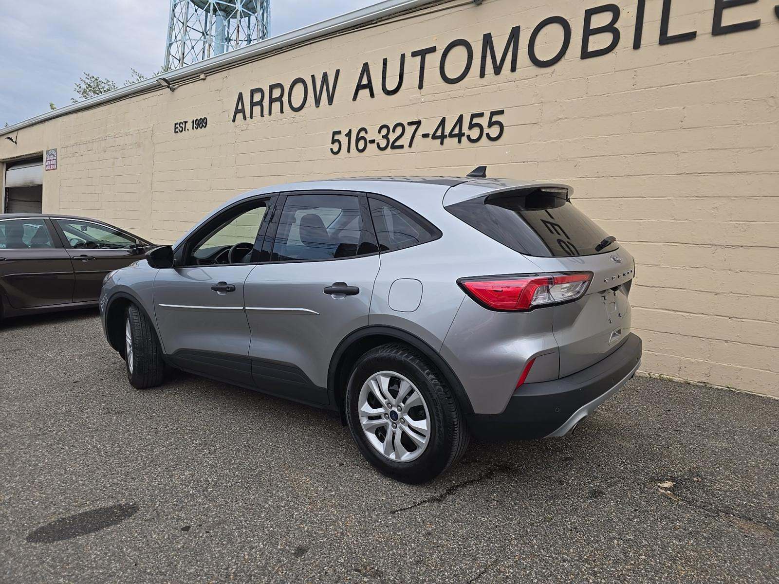 FORD ESCAPE - 1