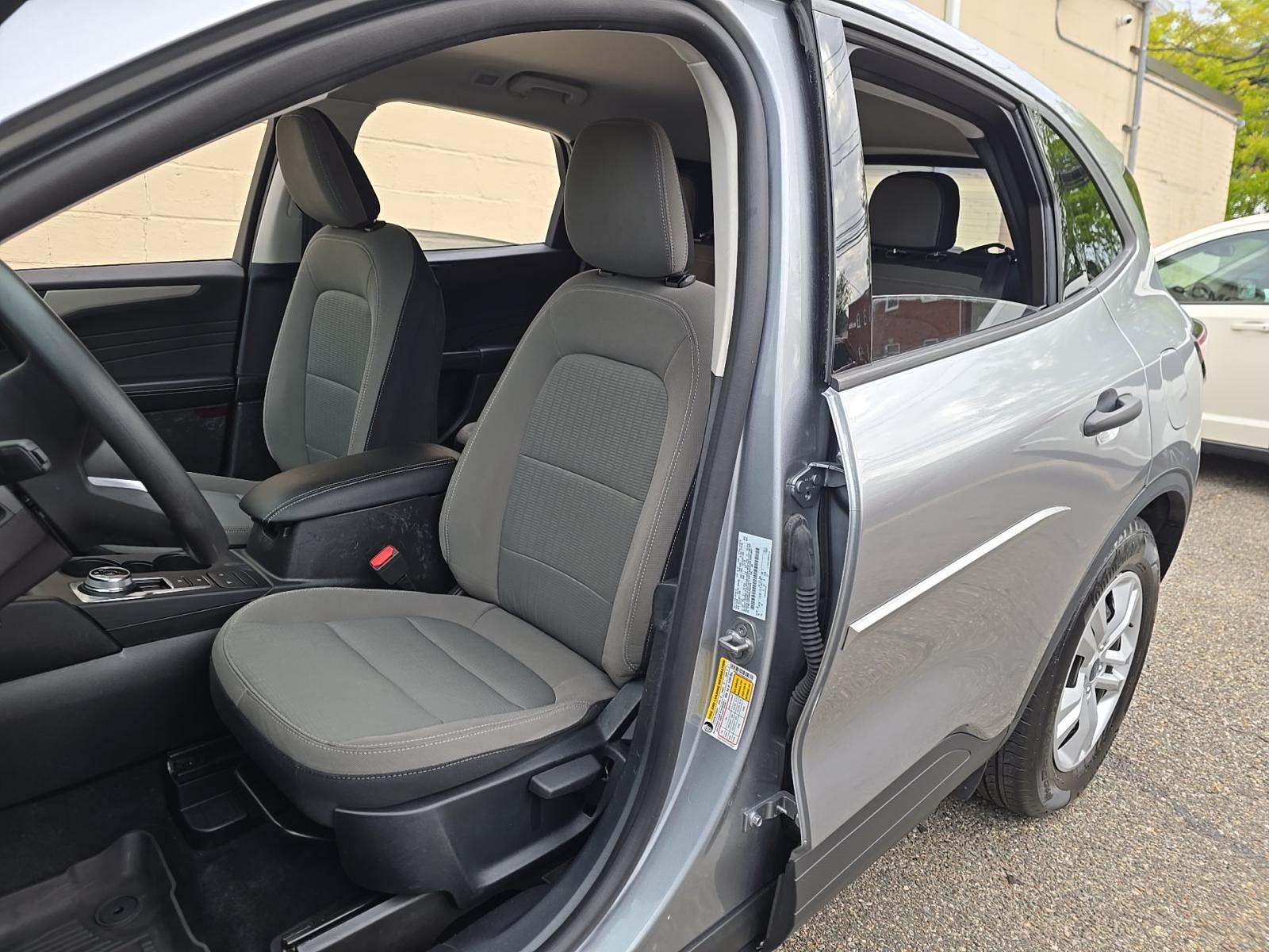 FORD ESCAPE - 6