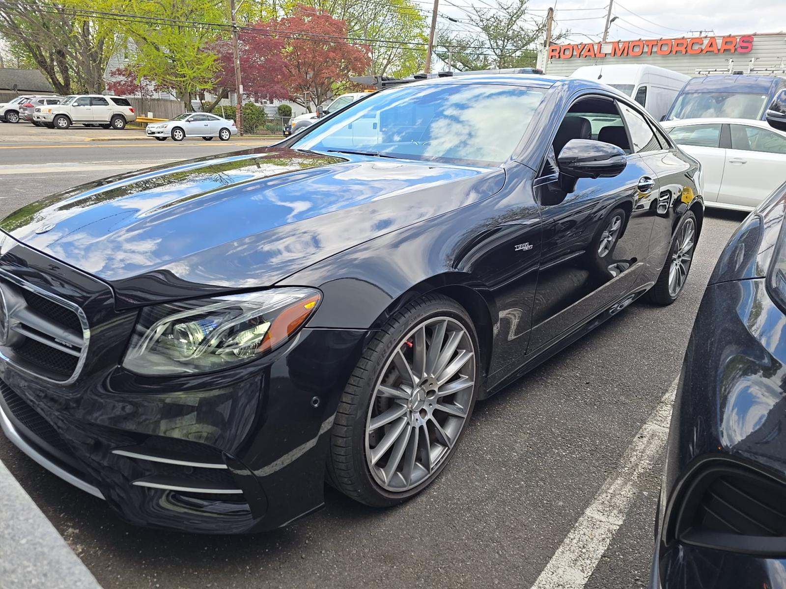 MERCEDES-BENZ E-CLASS - 1