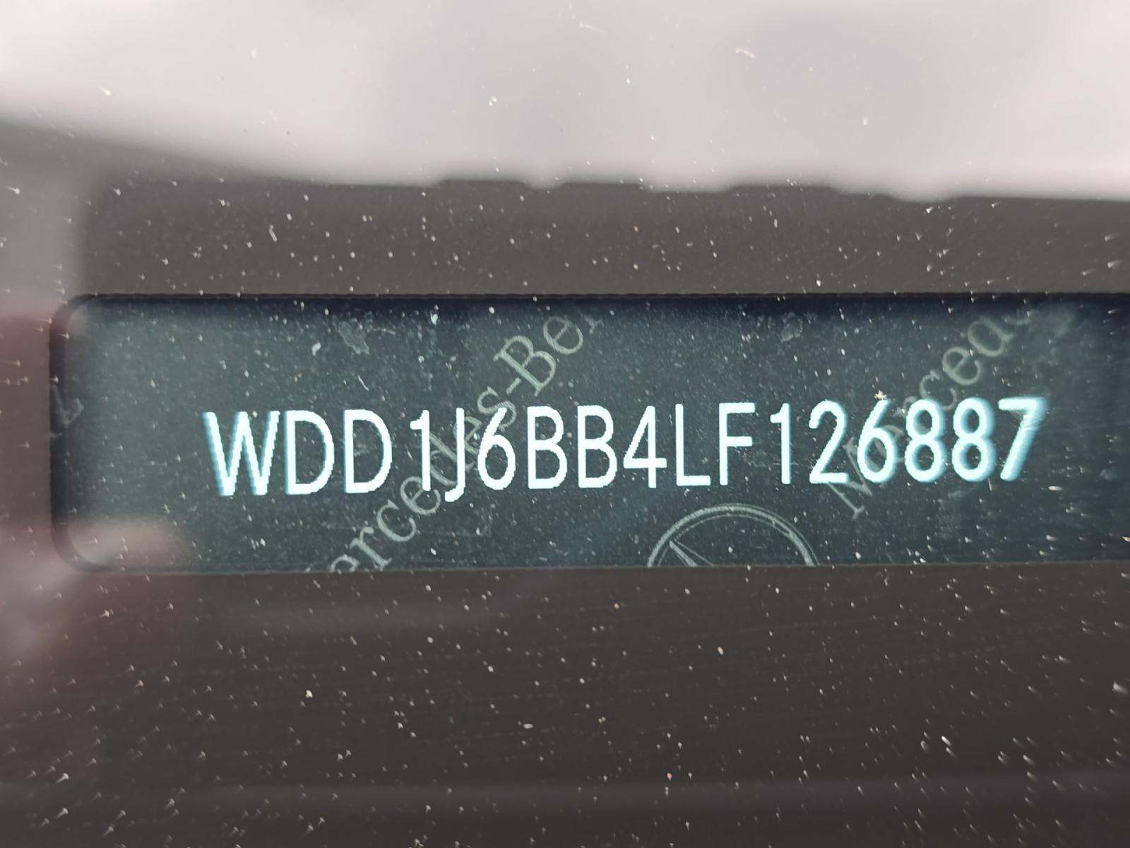 MERCEDES-BENZ E-CLASS - 5