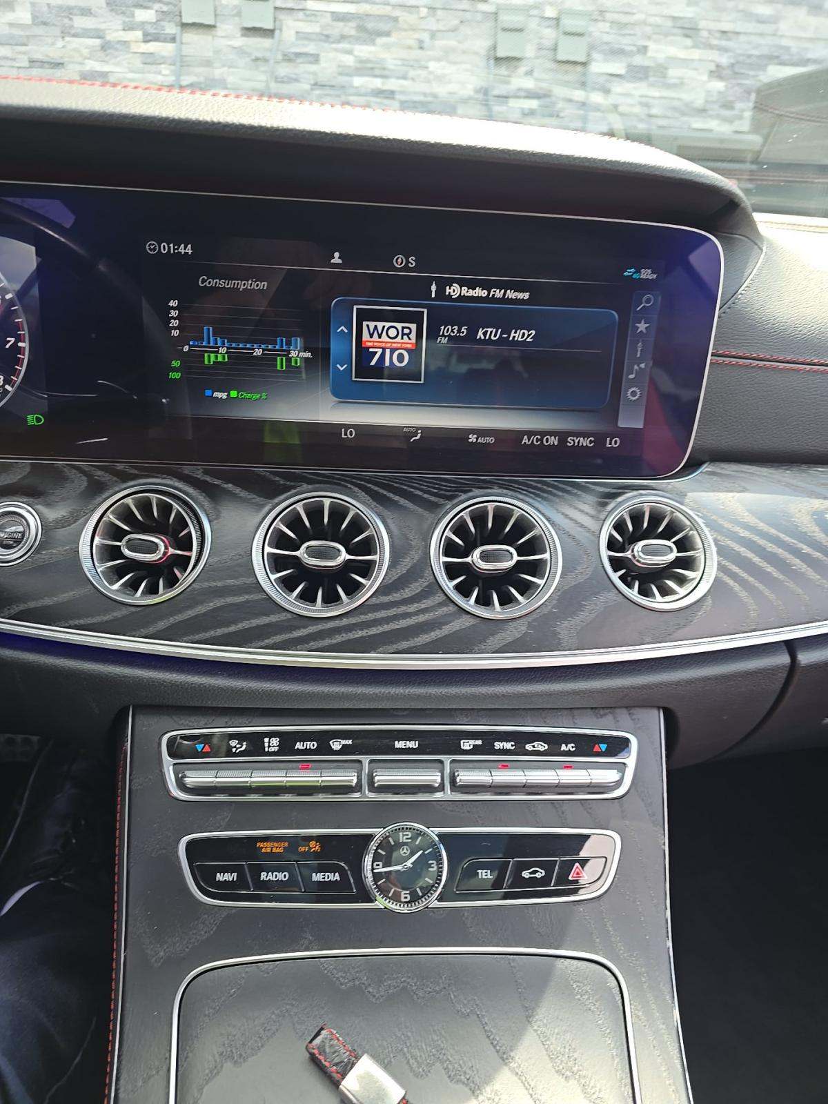 MERCEDES-BENZ E-CLASS - 10