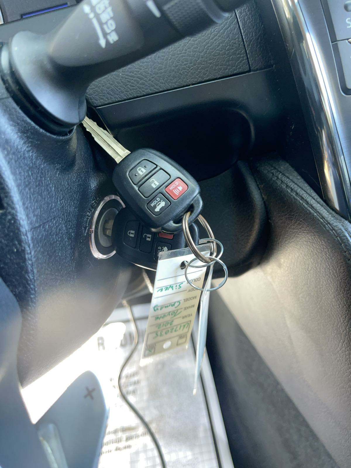 2012 Toyota Camry SE FWD