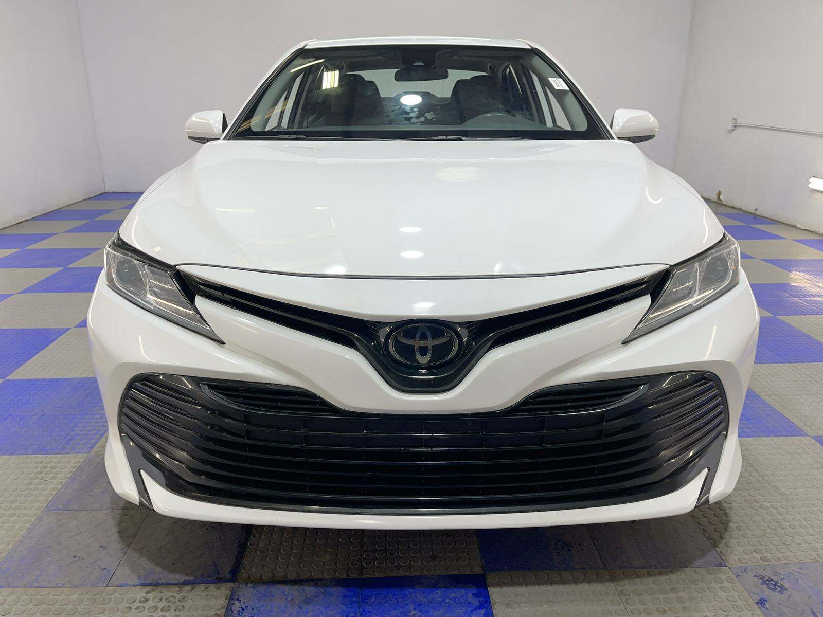2020 Toyota Camry LE FWD
