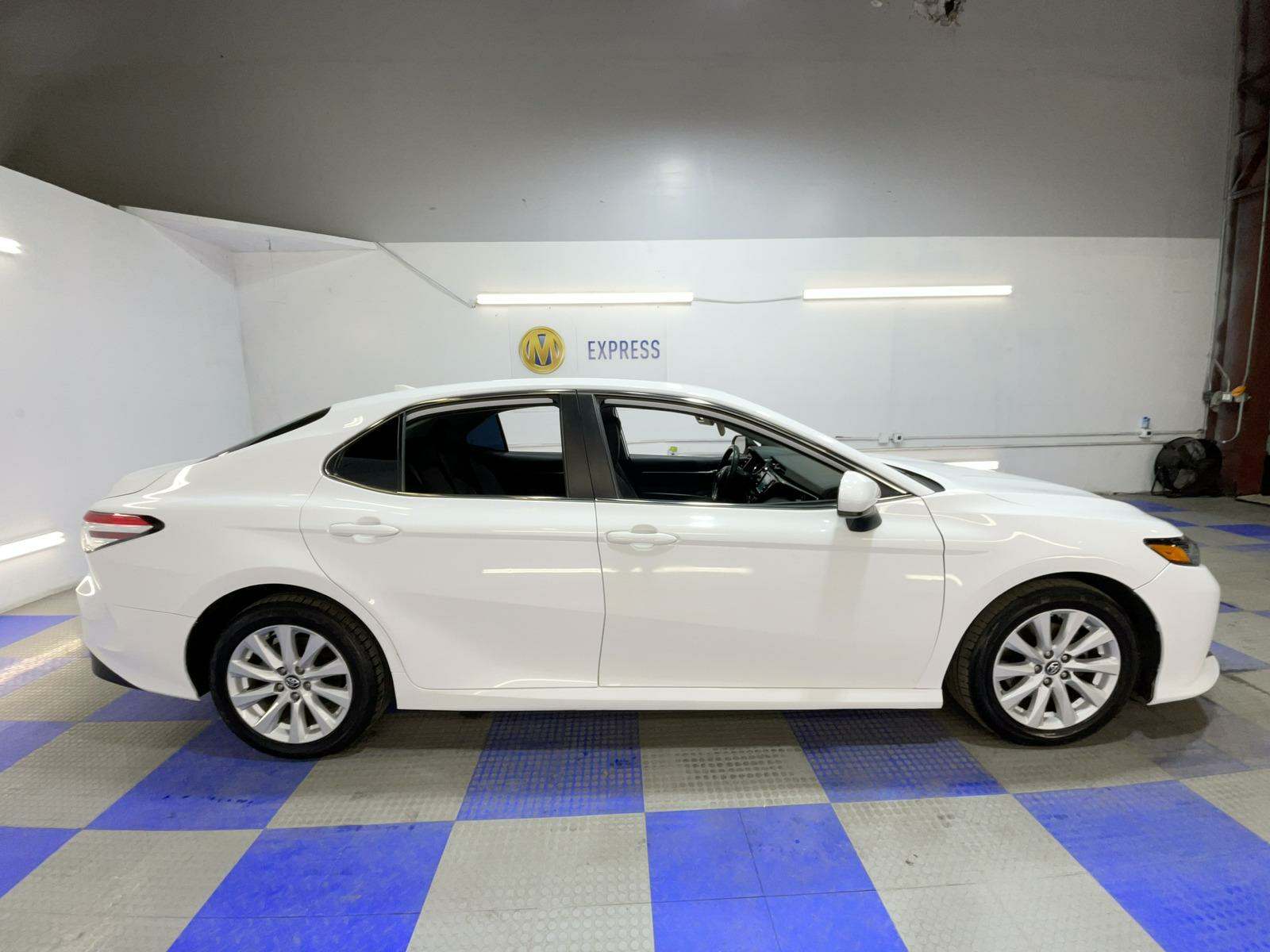 2020 Toyota Camry LE FWD