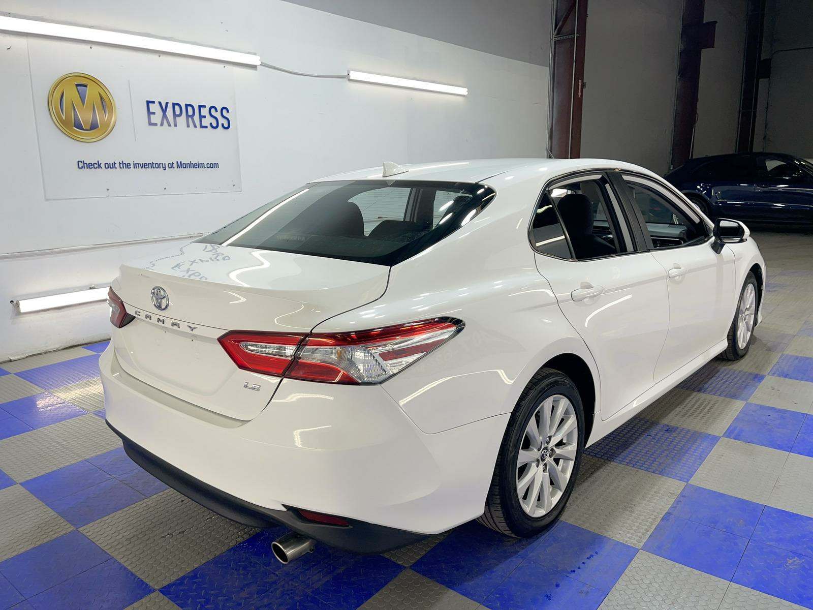 2020 Toyota Camry LE FWD