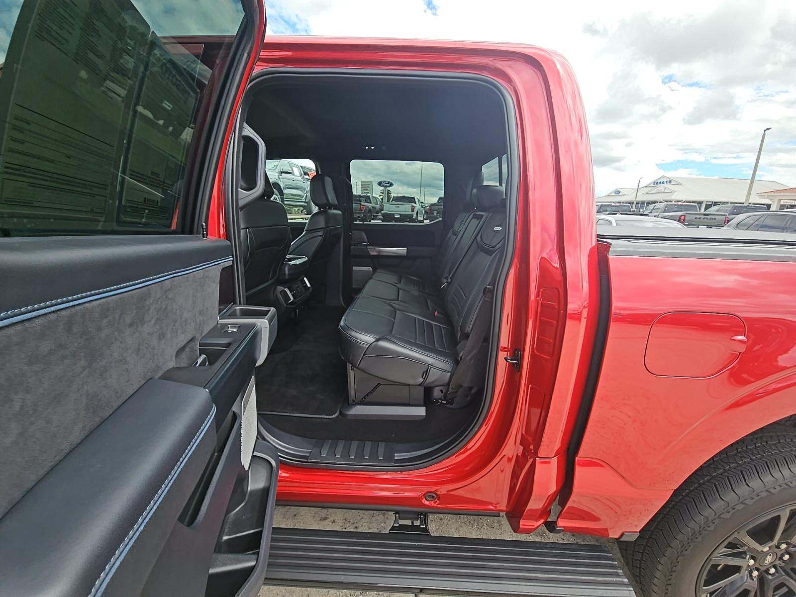 2024 Ford F-150 Platinum AWD