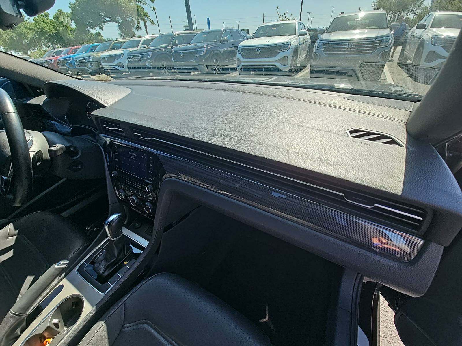 2021 Volkswagen Passat 2.0T R-Line FWD