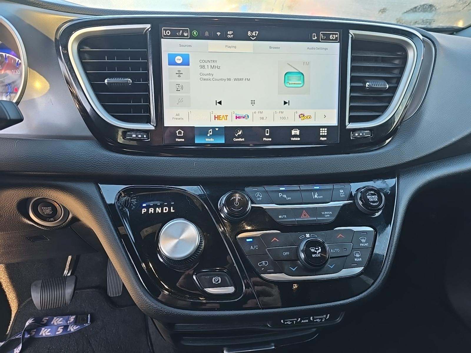 2025 Chrysler Pacifica Select FWD