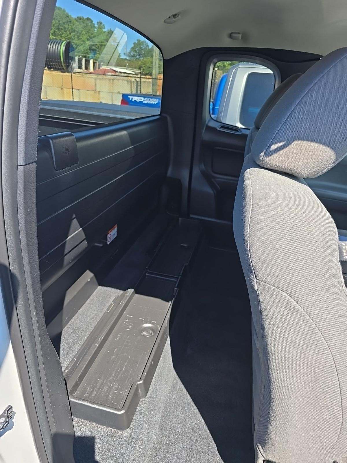 2020 Toyota Tacoma SR RWD