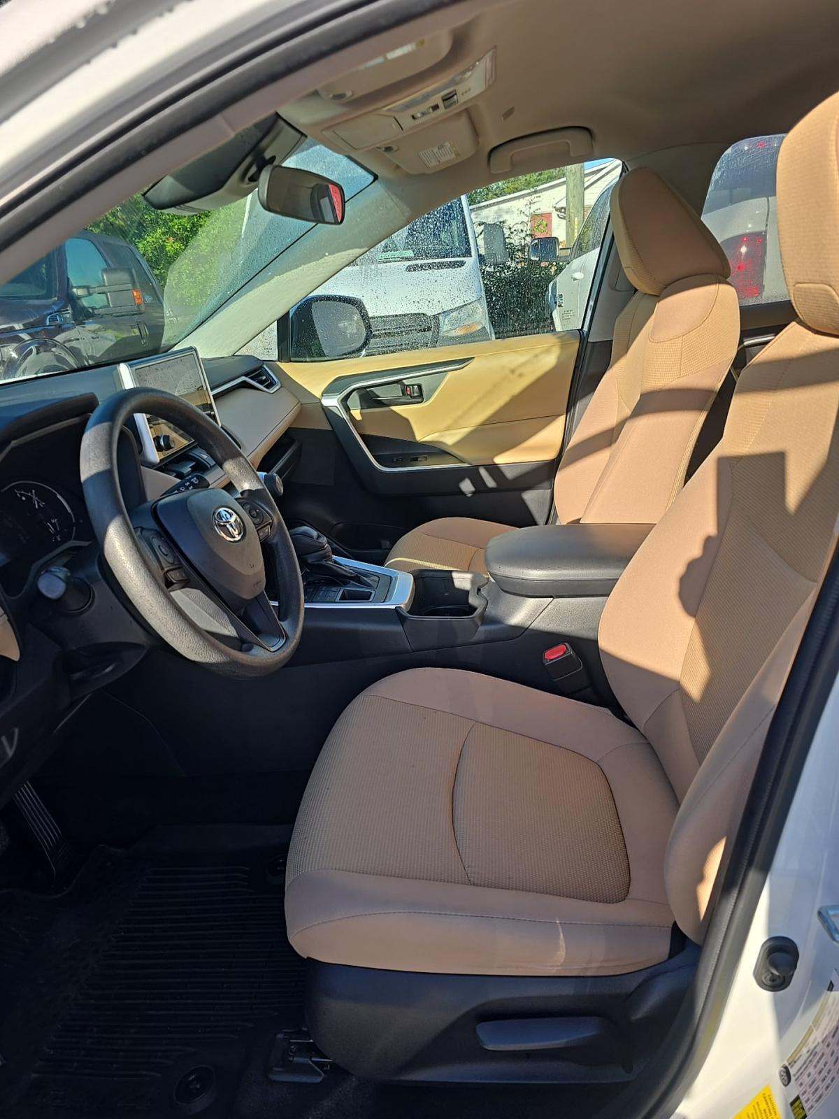 2023 Toyota RAV4 LE AWD