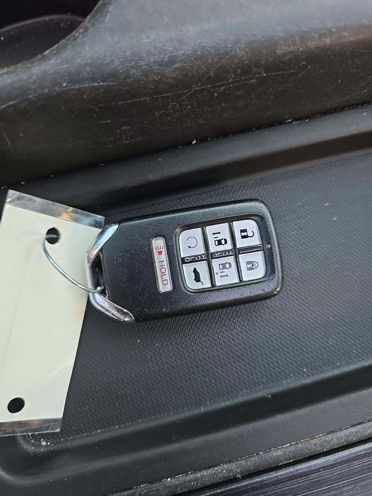 2018 Honda Odyssey Touring FWD