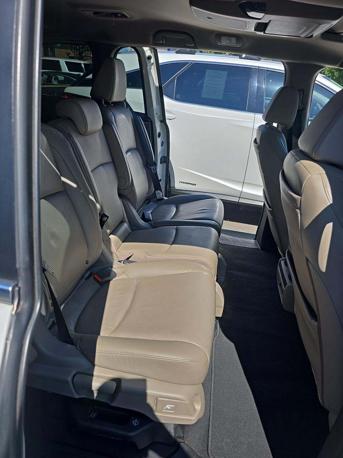 2018 Honda Odyssey Touring FWD