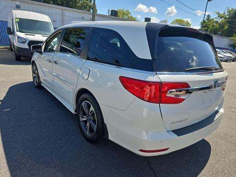 2018 Honda Odyssey Touring FWD