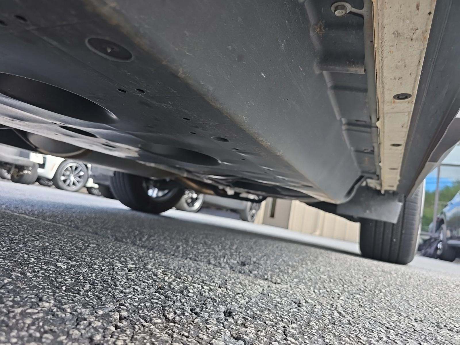 2025 Nissan Pathfinder SL FWD