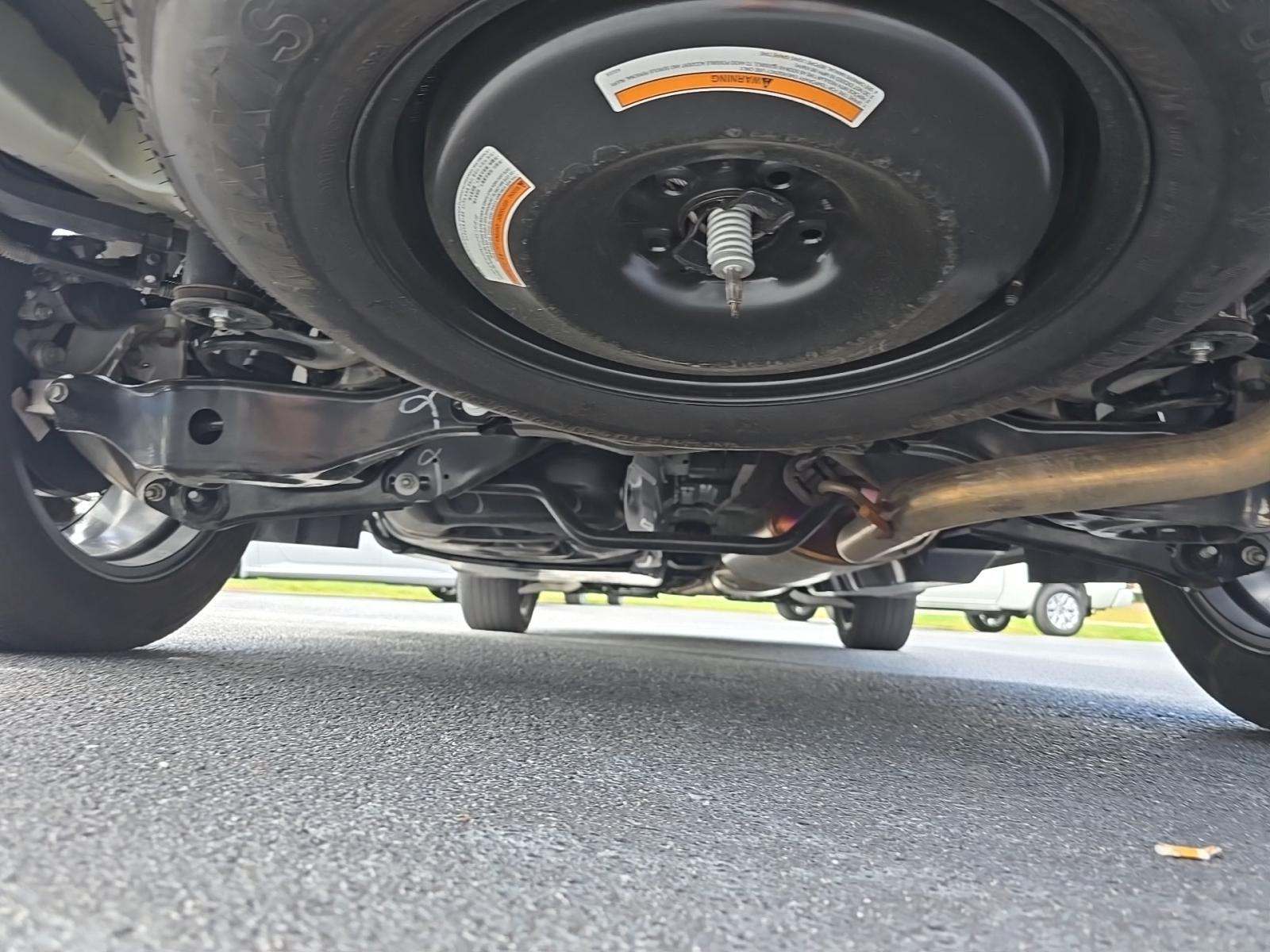 2025 Nissan Pathfinder SL FWD