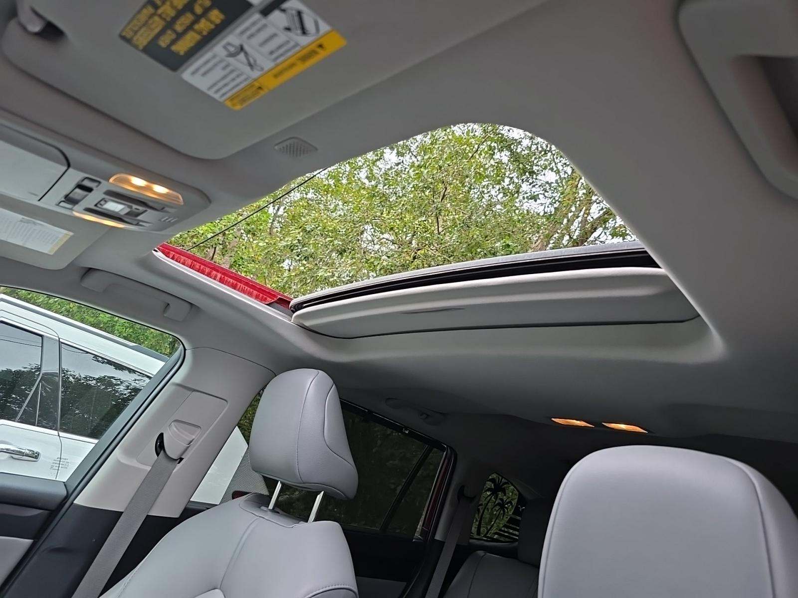 2021 Toyota Highlander Hybrid XLE AWD