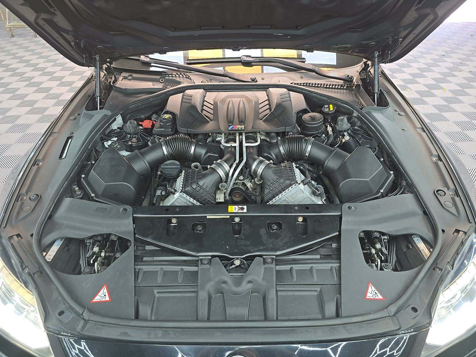 2015 BMW M6 Base RWD