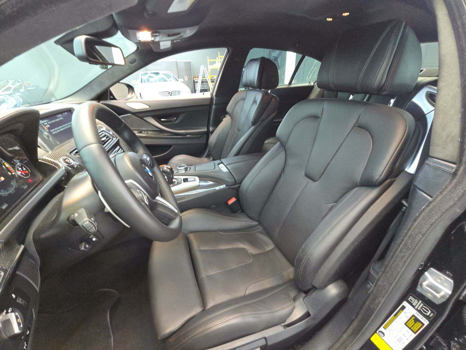 2015 BMW M6 Base RWD