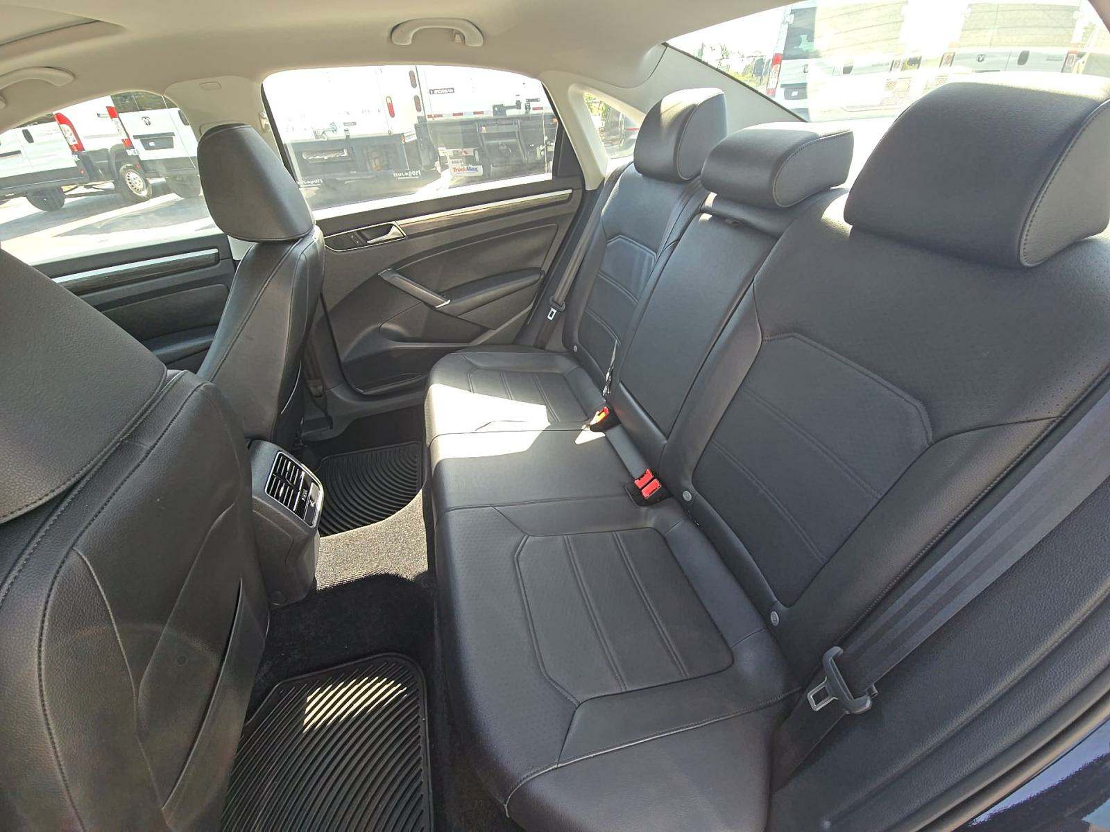 2017 Volkswagen Passat 1.8T SE FWD