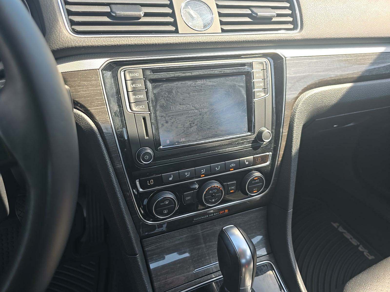 2017 Volkswagen Passat 1.8T SE FWD