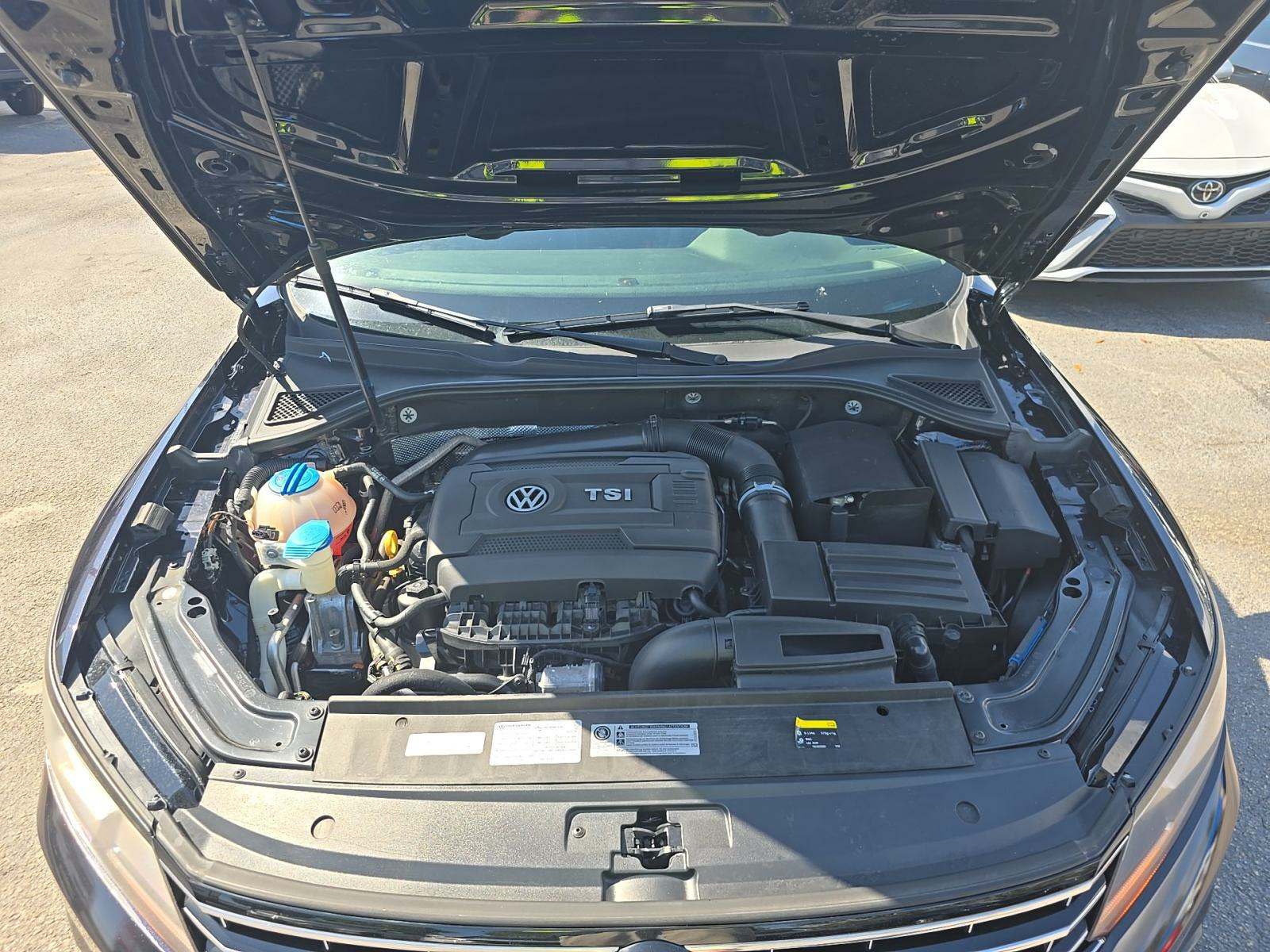 2017 Volkswagen Passat 1.8T SE FWD