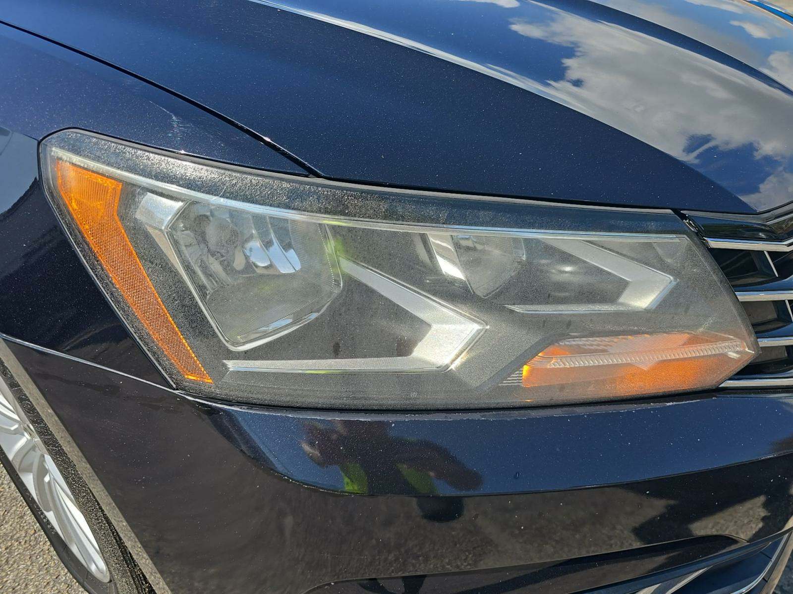 2017 Volkswagen Passat 1.8T SE FWD