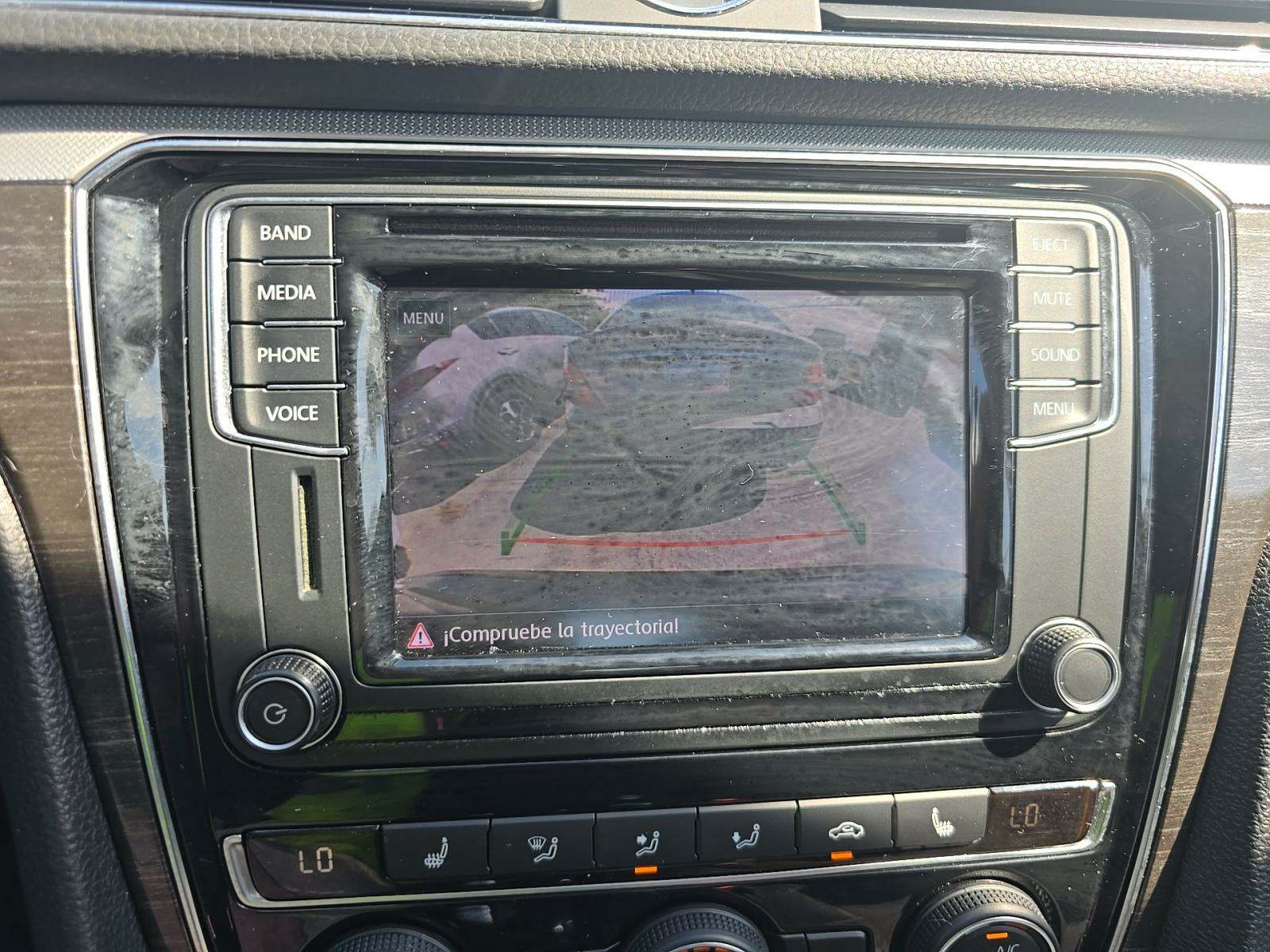 2017 Volkswagen Passat 1.8T SE FWD