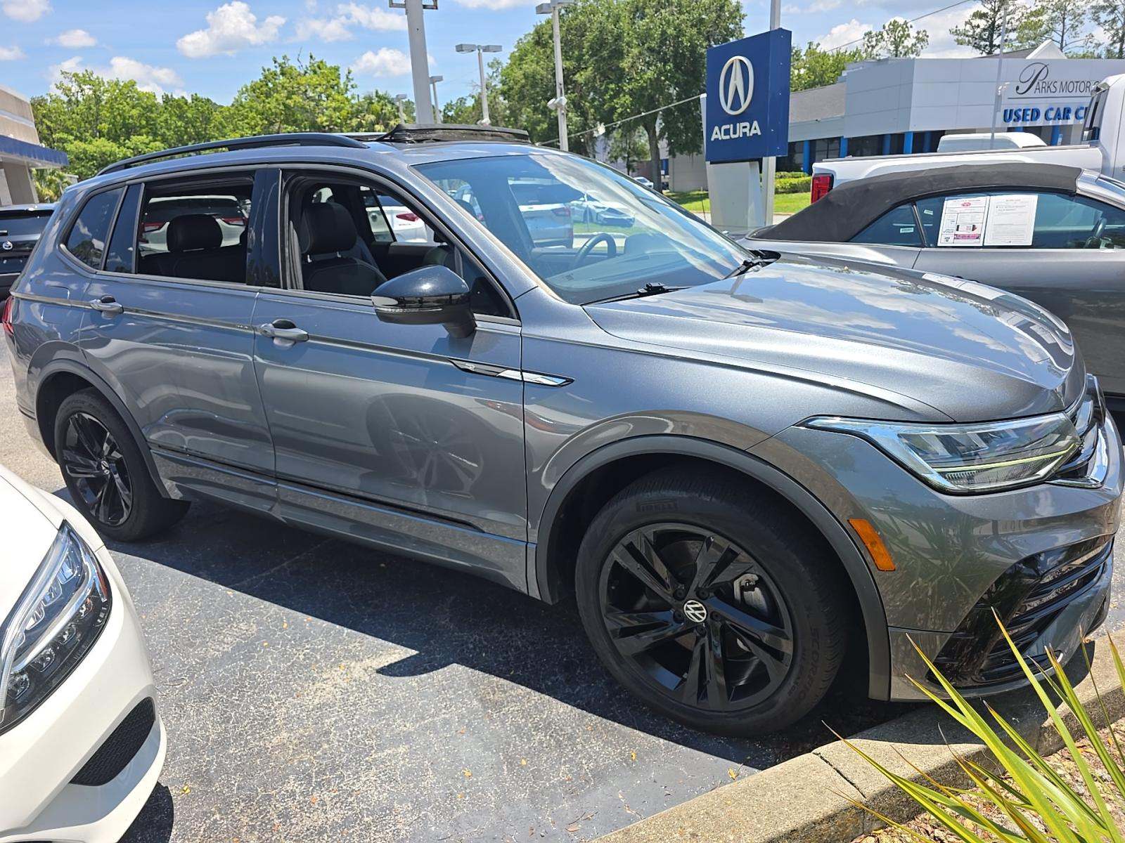2023 Volkswagen Tiguan 2.0T SE R-Line Black FWD