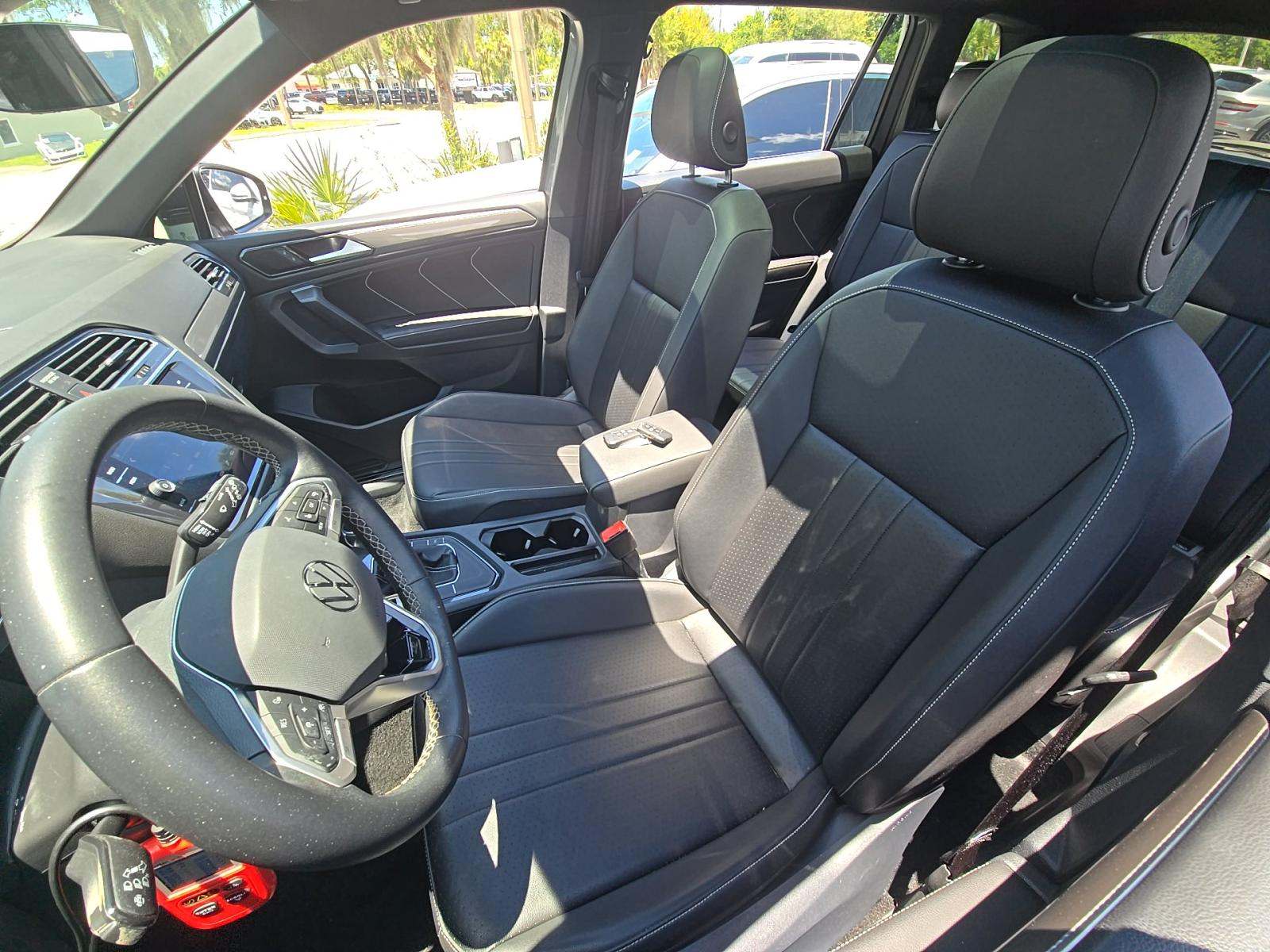 2023 Volkswagen Tiguan 2.0T SE R-Line Black FWD